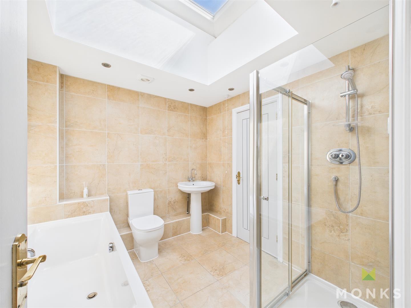 The Penthouse, 12 Stuart Court Copthorne Road, Shrewsbury, SY3 8NL To Let The Penthouse, 12 Stuart Court Copthorne Road, Shrewsbury, SY3 8NL To Let